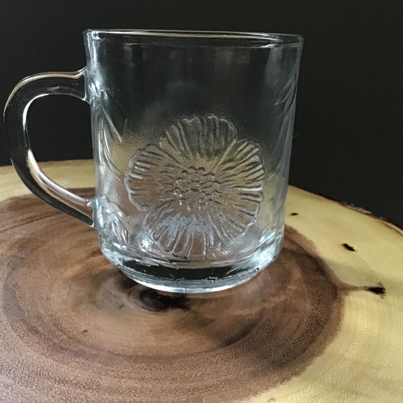 Vintage KIG Indonesia Floral Mug - Picture 3 of 3